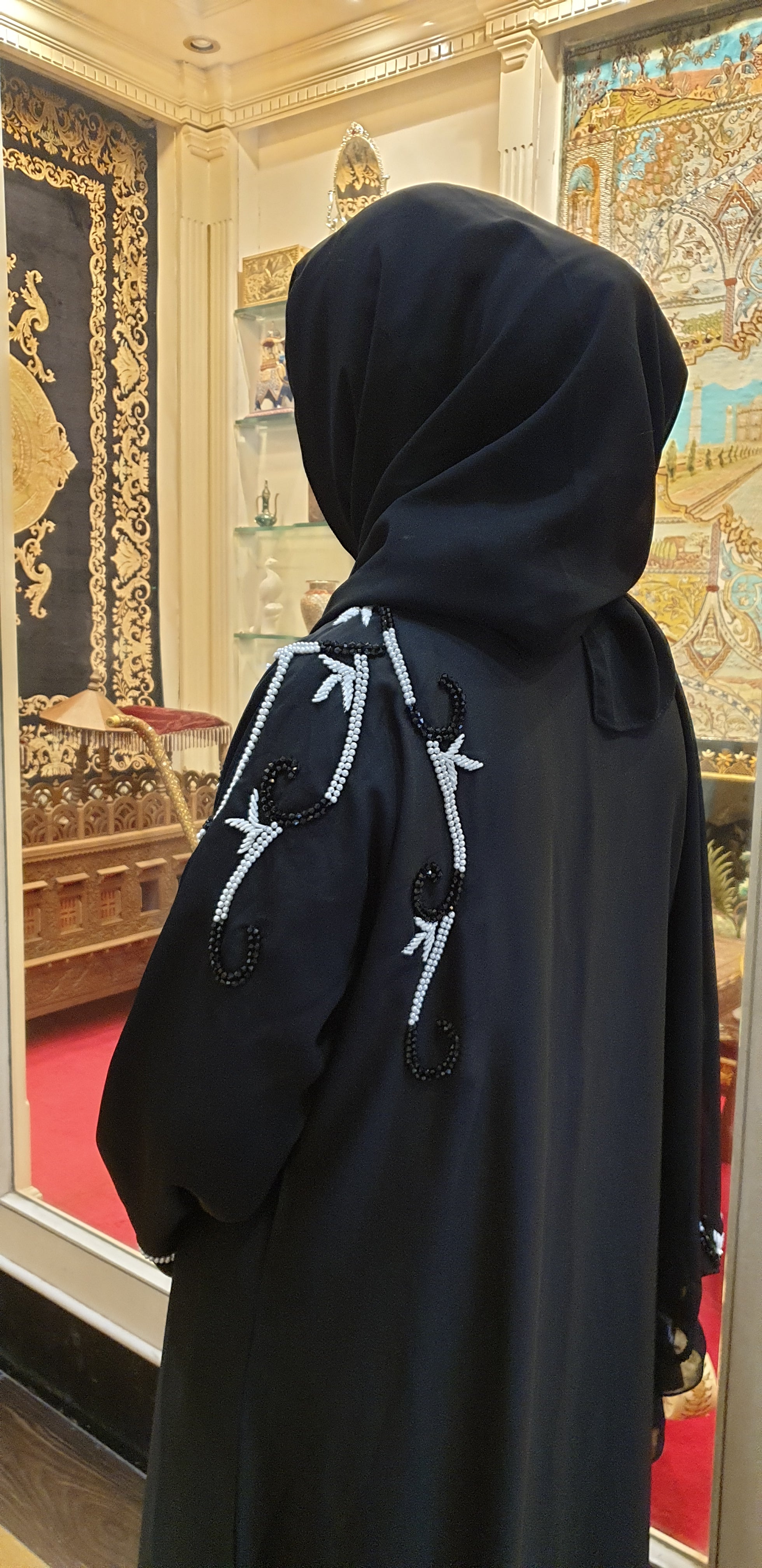Luxury Black Pearl Embroidered Burqa | TAWAZAU