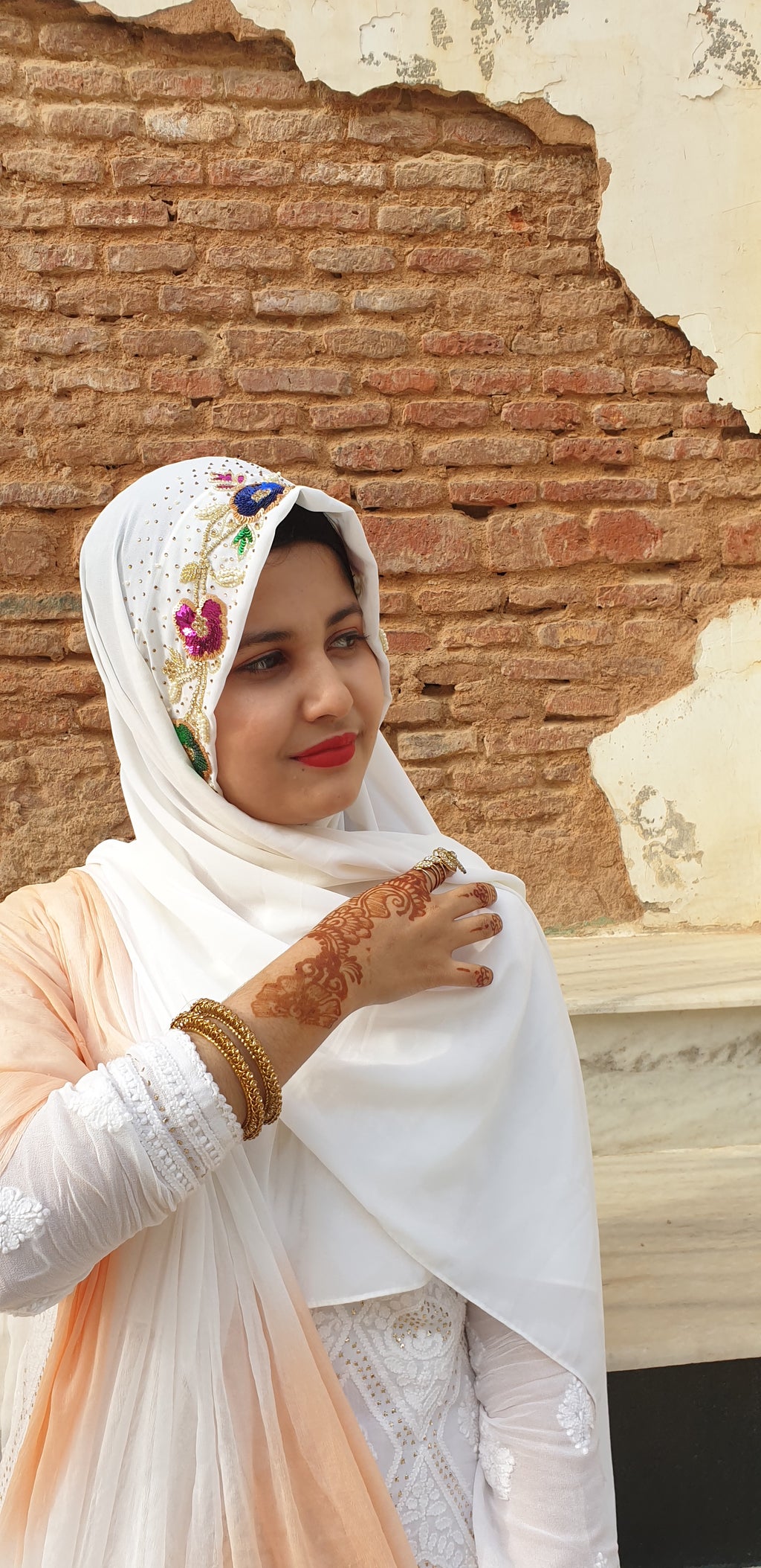 Luxury Ivory Hand Embellished Georgette Hijab | Tawazau