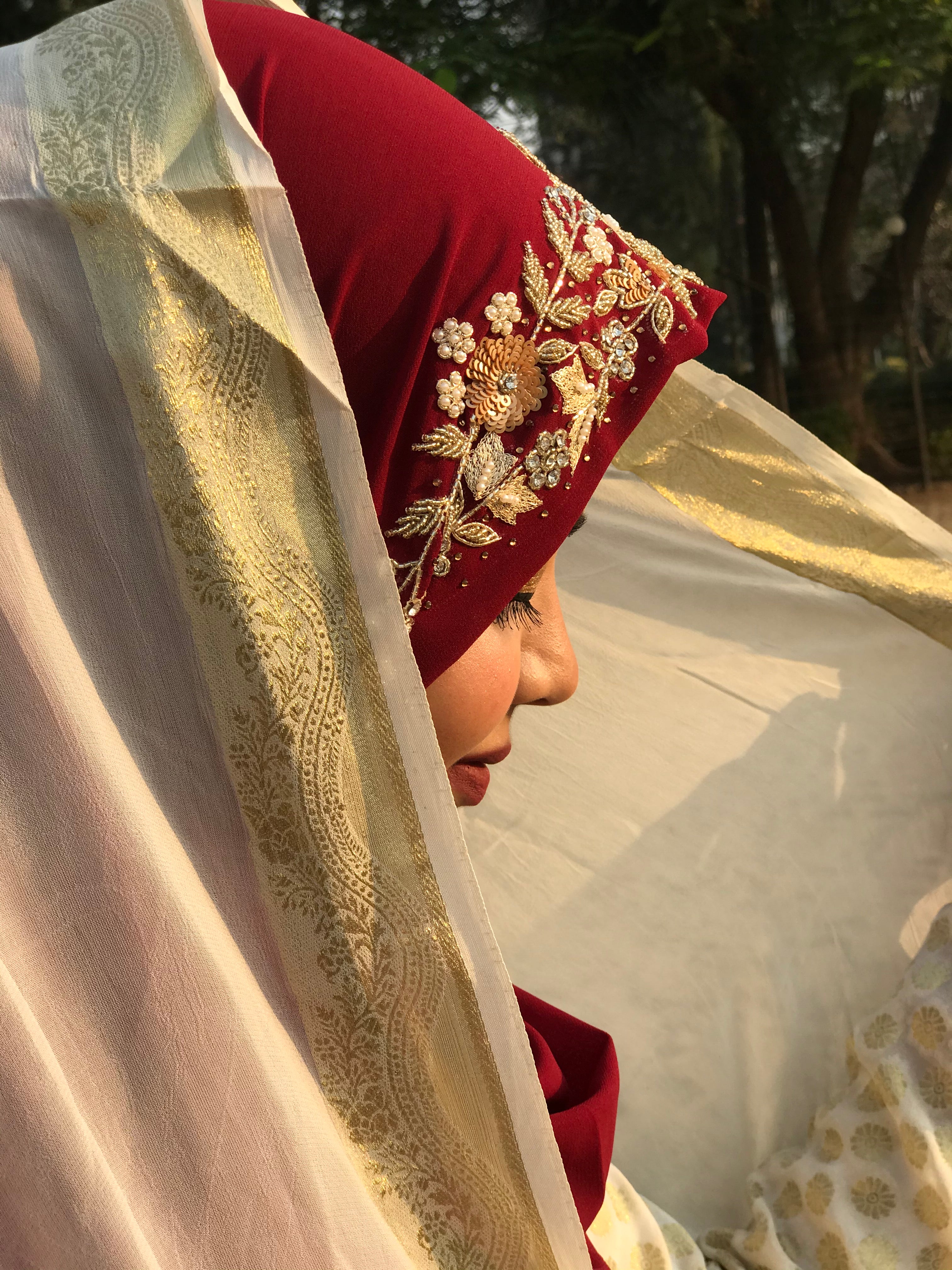 Luxury Majestic Maroon Floral Embroidered Georgette Hijab | Tawazau