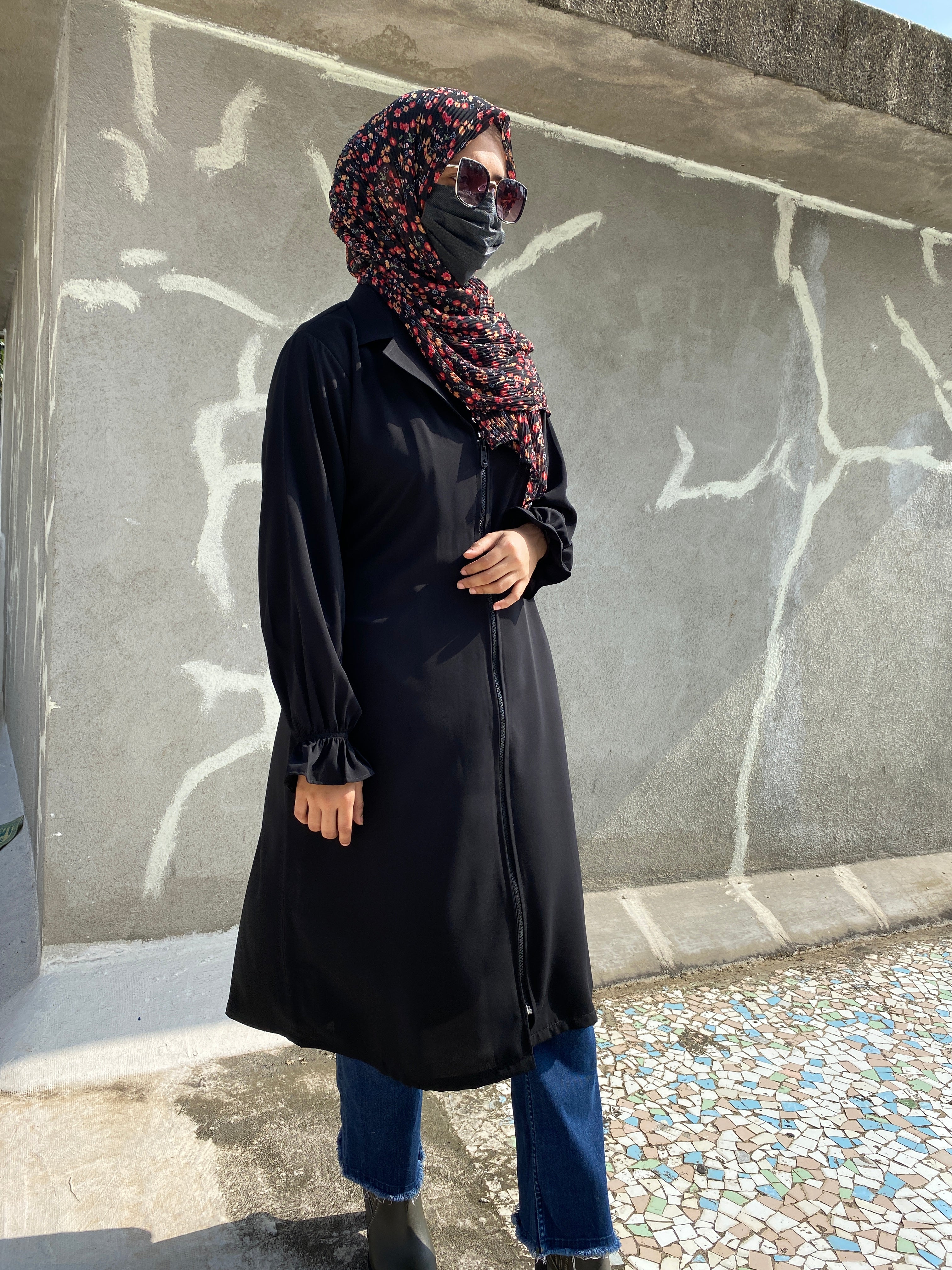 Zaufi-Black Women's coat