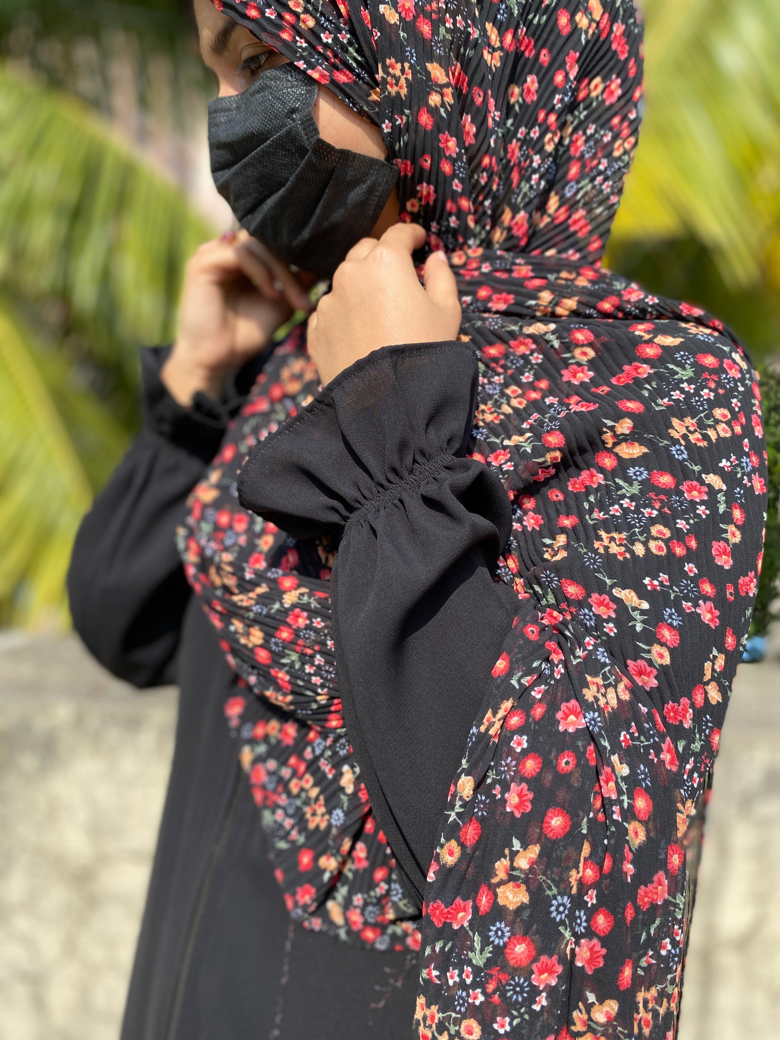 Zaufi-Black Women's coat