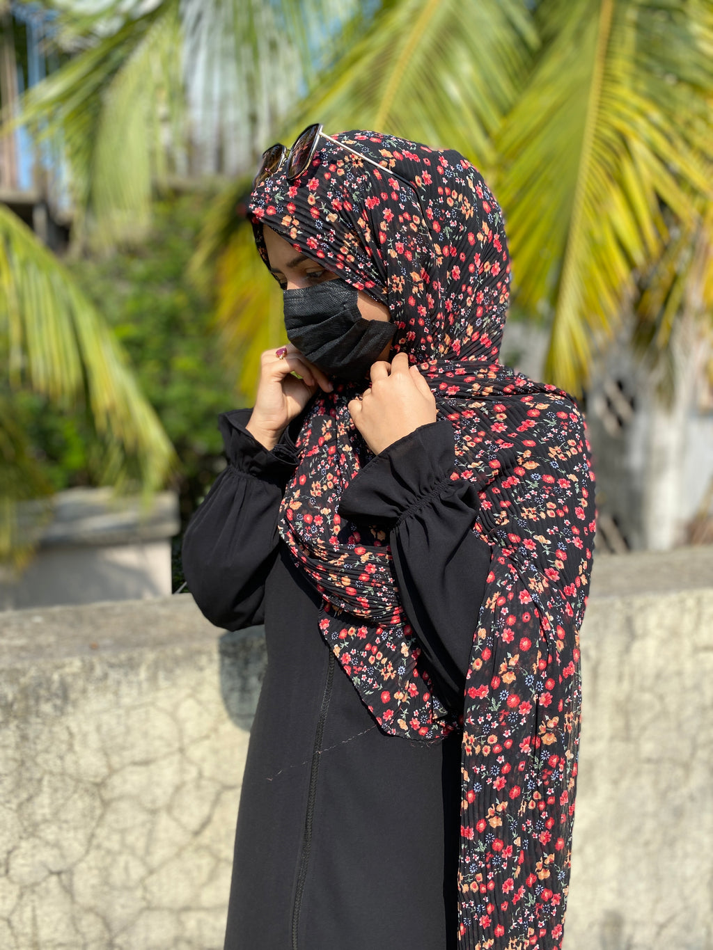 Zaufi-Black Women's coat